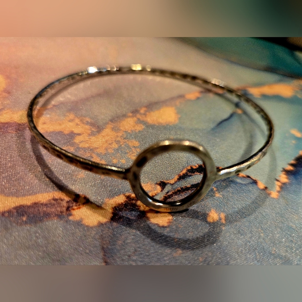 Silpada Sterling Silver "Karma" Bangle Bracelet - Picture 2 of 6